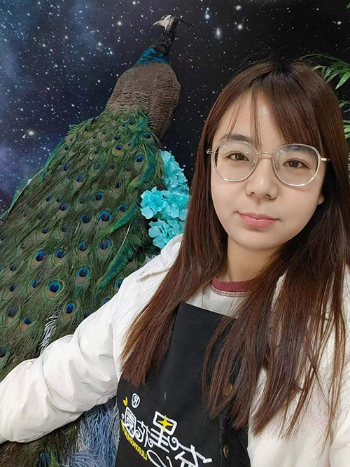 李女士