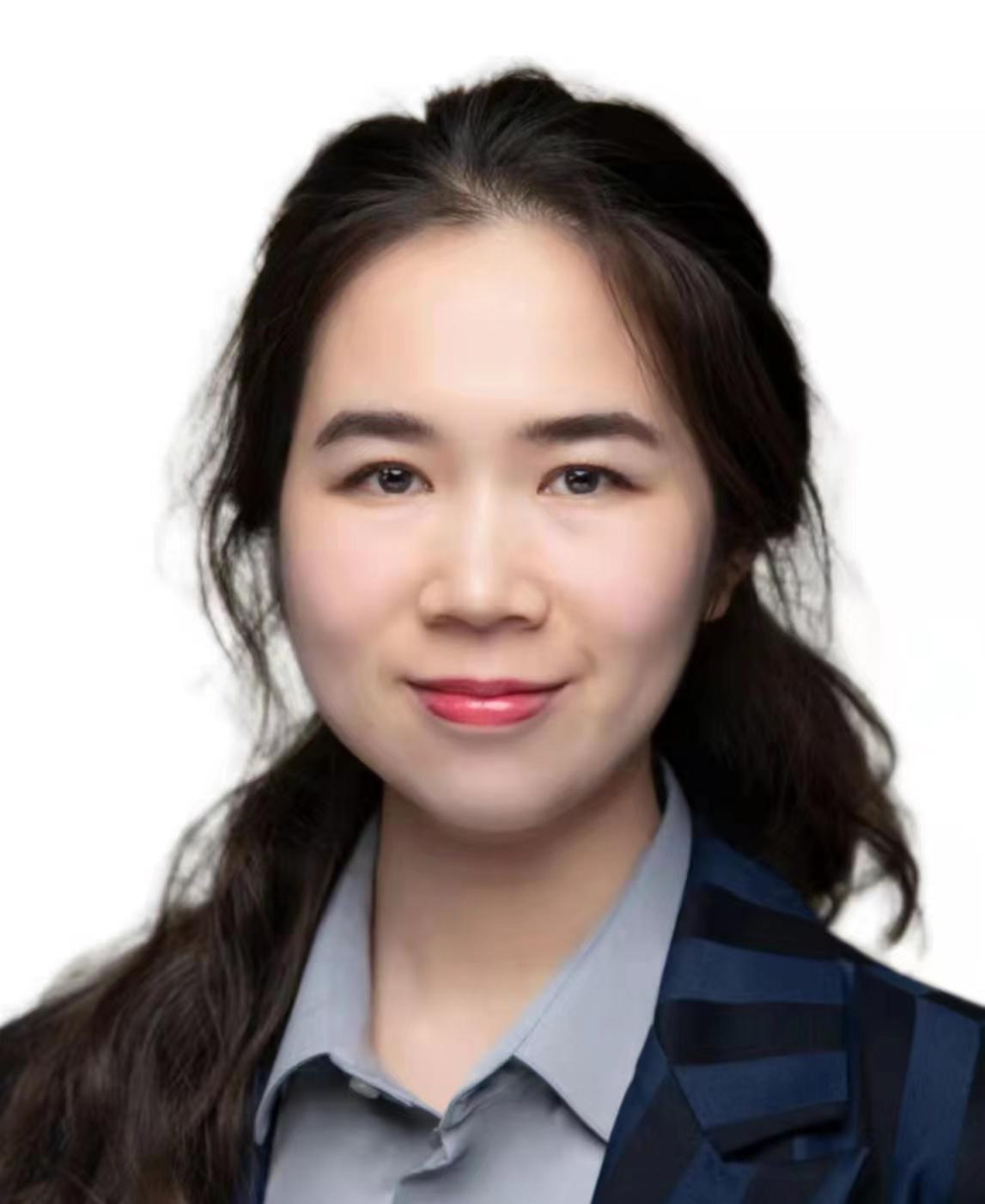 曹 女士